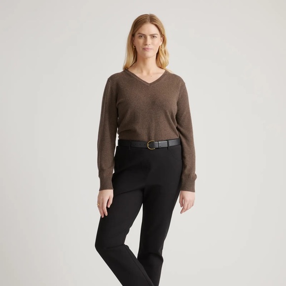 Quince NWT Ultra-Stretch Ponte Straight Leg 4-Pocket Pant Several Sizes - Picture 2 of 8